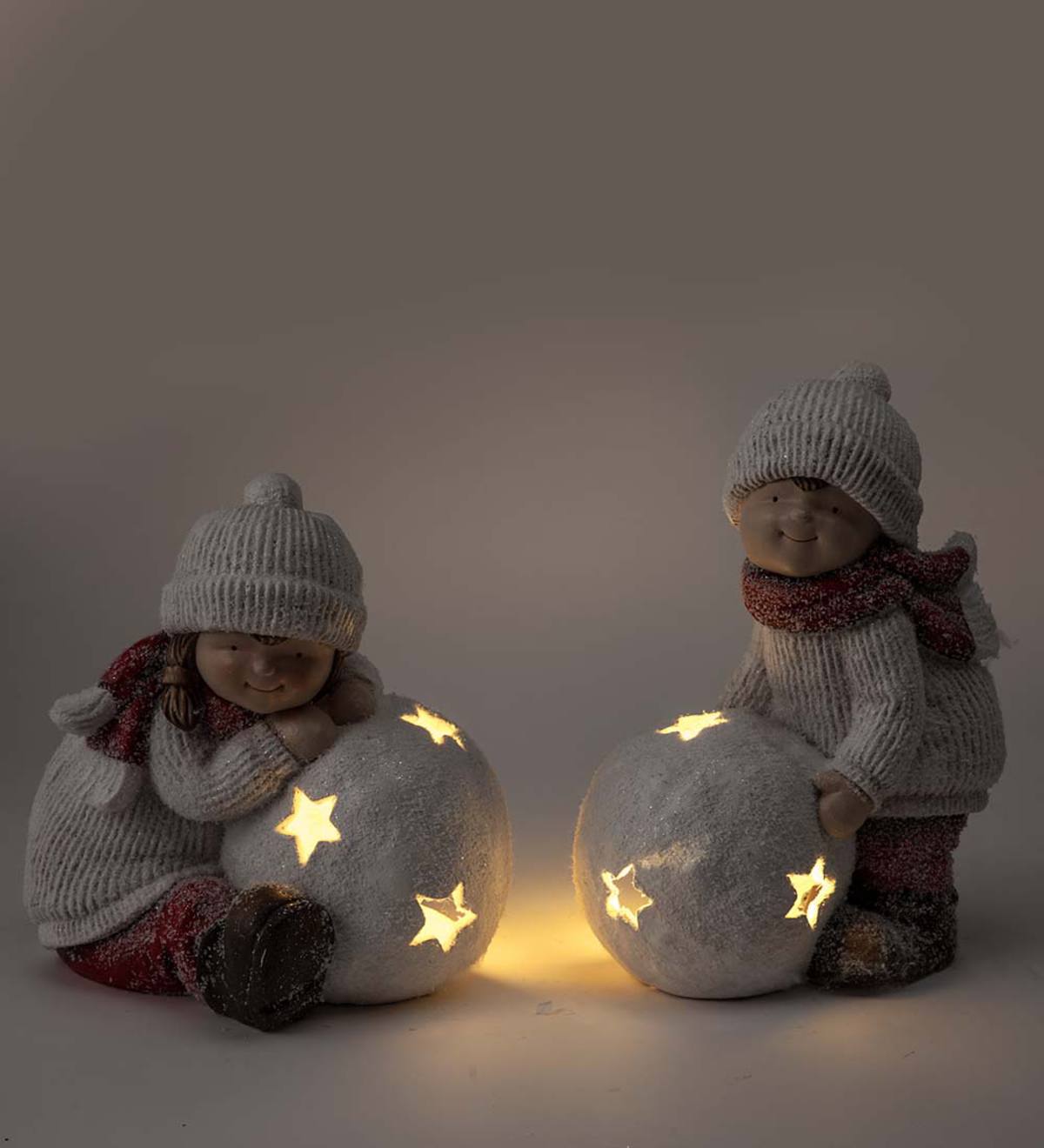 plush lighted snowballs