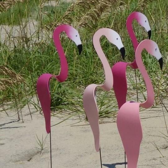 White Flamingo Wind Spinner for Outdoor Yard Art Patio Backyard Decoration KellyKessa Swirl Bird-A Whimsical and Dynamic Bird That Spins with The Slight Garden Breeze,Flamingo Wind Chimes